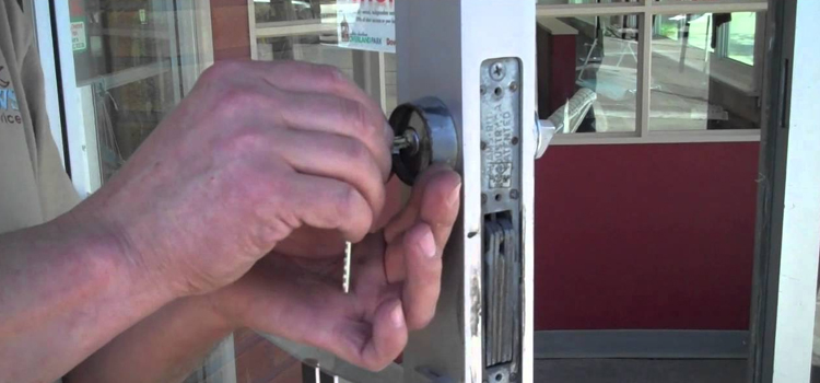 commercial door lock repair Lindsay